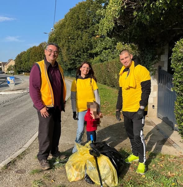 21 septembre 2024 : World clean up day. Cette année comme les précédentes, 𝒍𝒆𝒔 𝒗𝒐𝒍𝒐𝒏𝒕𝒂𝒊𝒓𝒆𝒔 𝒅𝒆 𝑽𝒊𝒍𝒍𝒆𝒏𝒆𝒖𝒗𝒆-𝑺𝒂𝒊𝒏𝒕-𝑫𝒆𝒏𝒊𝒔 ont répondu présent.