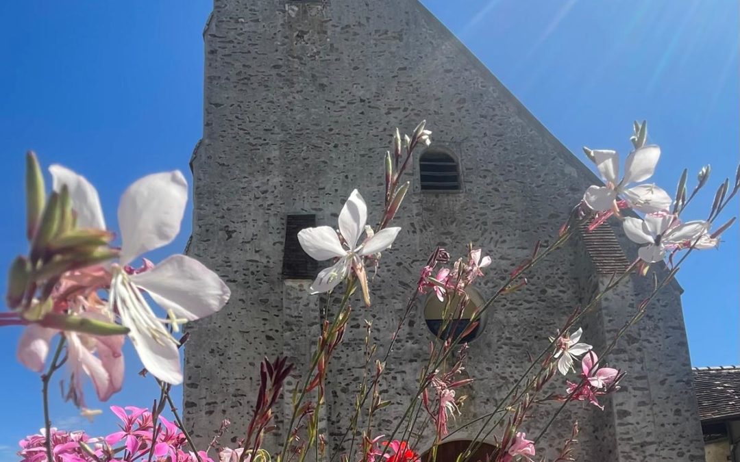 15 août 2025 : église fermée, aucune explication de la Mairie concernant les retards subis depuis des mois 😕